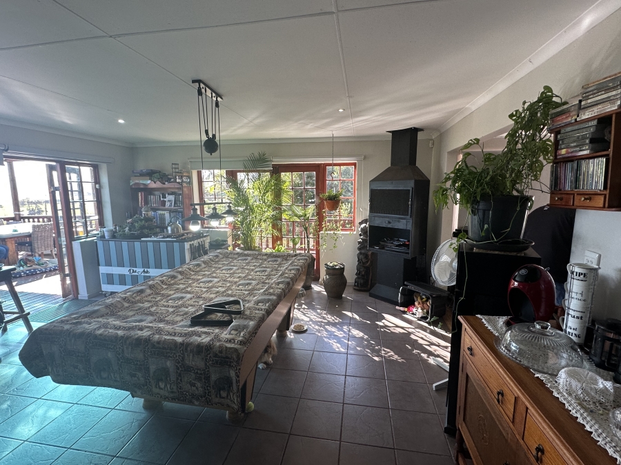 4 Bedroom Property for Sale in Fraaiuitsig Western Cape